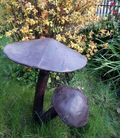 Large Mushroom Garden Ornament Bronze Finish Aluminium Metal Sculpture toadstool
